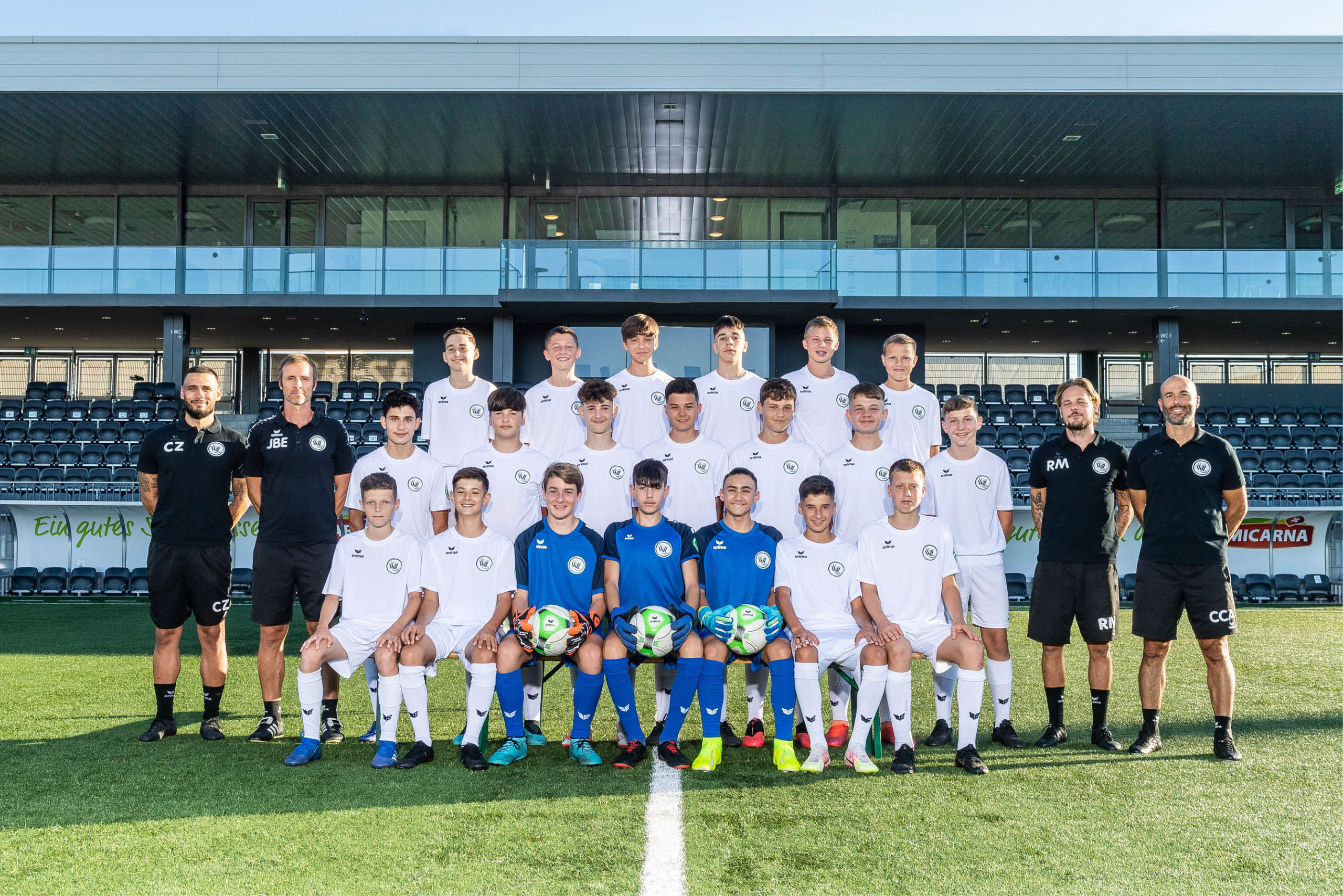 U15